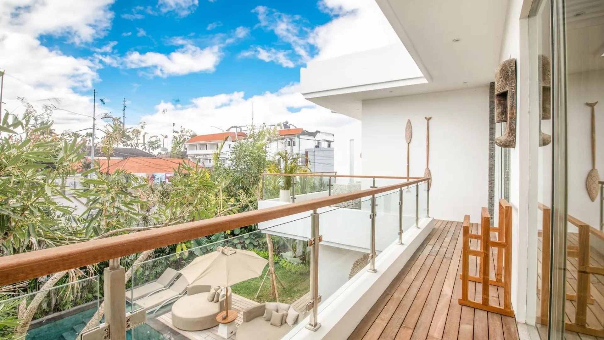 Villa Coastal Elegance 4Br Villa, 400M To Finns, Indonesia