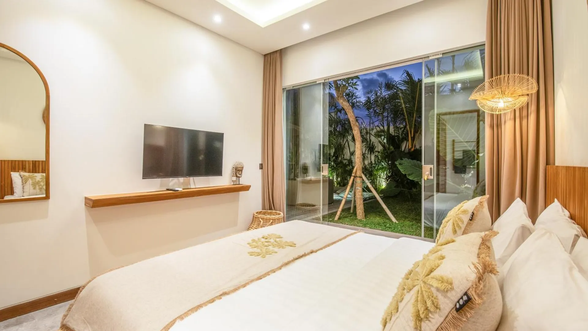 Coastal Elegance 4Br Villa, 400M To Finns,