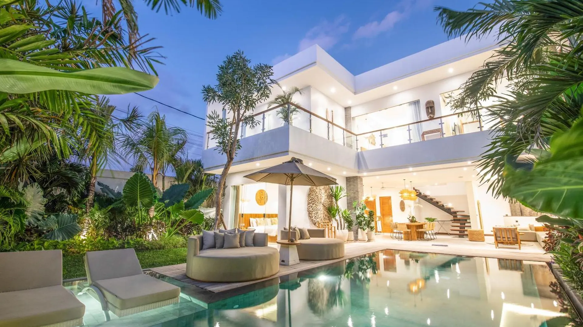 Coastal Elegance 4Br Villa, 400M To Finns, 0*, Canggu (Bali) Indonesia